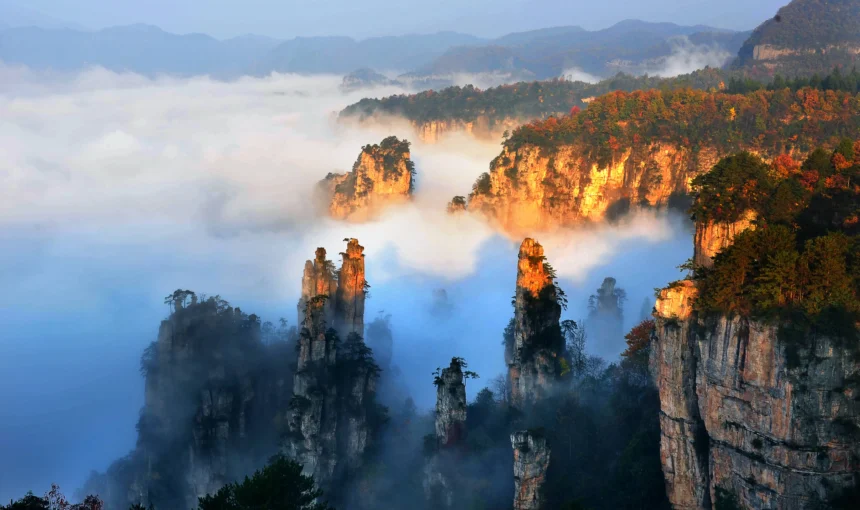 What are the precautions for Zhangjiajie tourism?