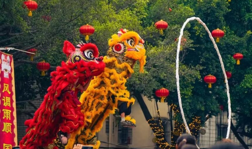 3-Day Chinese Lunar New Year Festival: Celebration in China’s Festive South