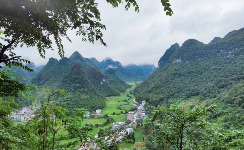 5-Day Hidden Gem – Guizhou Retreat: Caves, Culture, and Culinary Delights