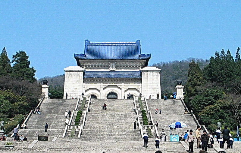 Sun Yat-sen Mausoleum play precautions