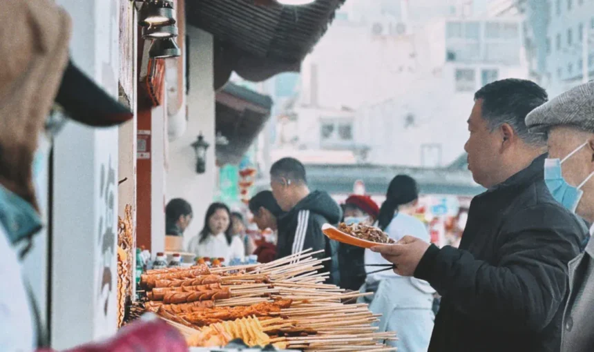 10 Shanghai Street Foods Every First-Time Tourist Needs to Try