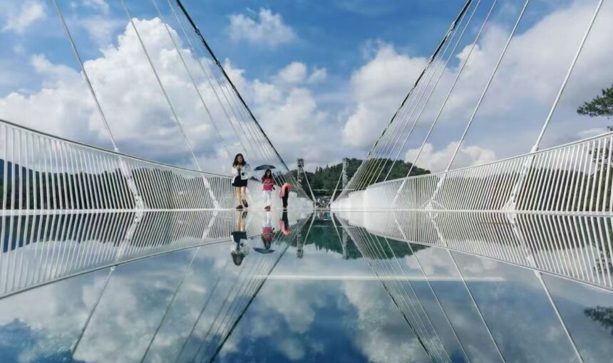Explore Tianmen Mountain Cableway and Glass Skywalk: What to Know
