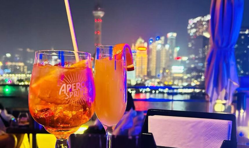 How can you join Shanghai Bar Rouge nightlife
