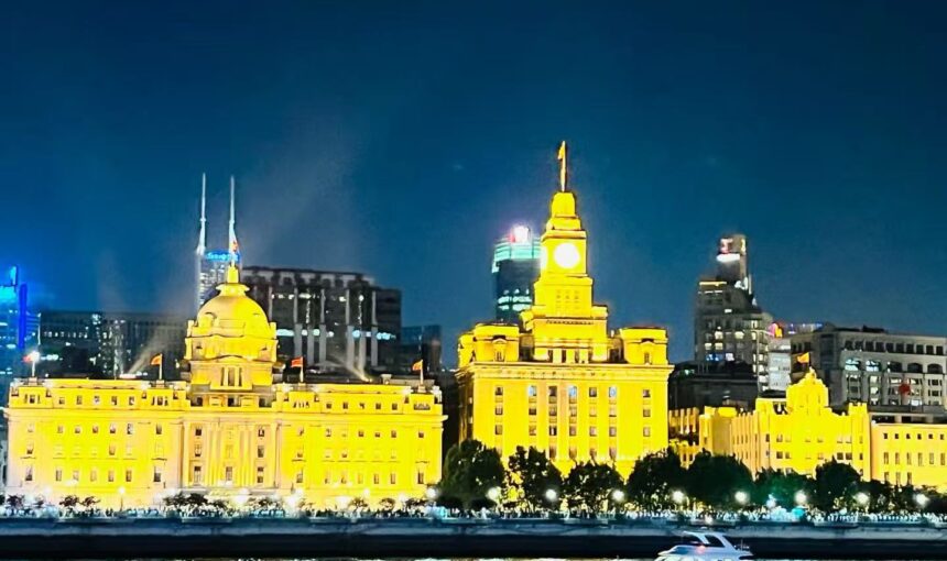 Complete guide to Shanghai Huangpu River cruse routes and schedules