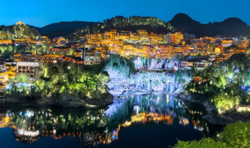 How to Visit Chongqing Wulong Three Natural Bridges and Furong Town