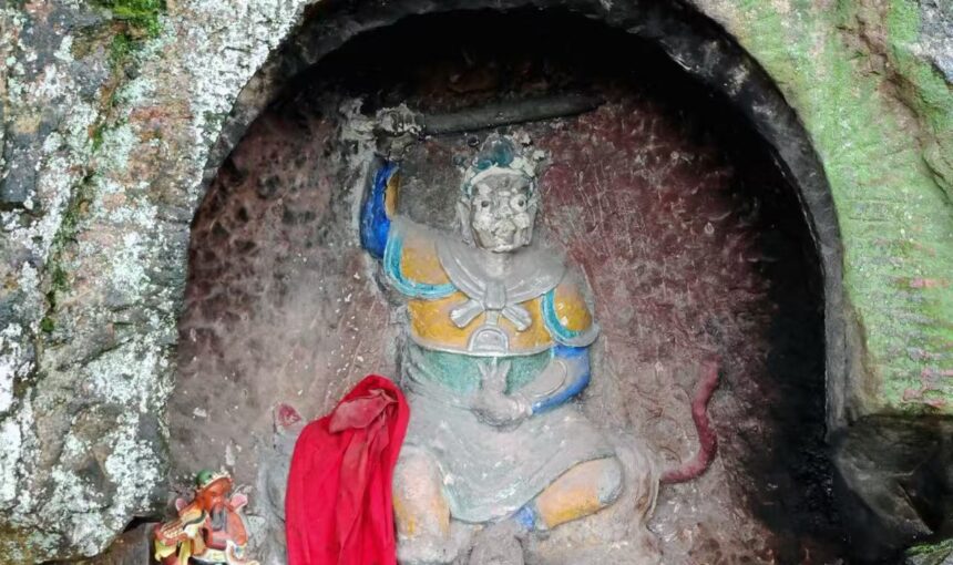 Exploring Chongqing Erlangmiao Temple and More