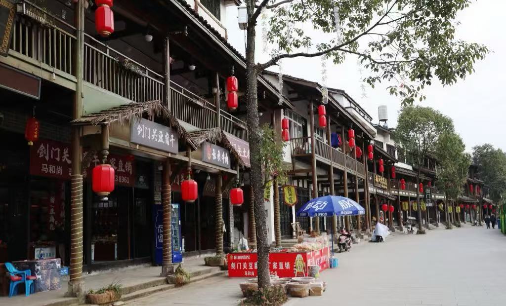 How to Explore Sichuan Jianmen Pass Ancient Town: Complete Travel