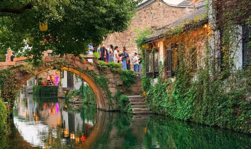 Zhouzhuang Water Town Planning Guide for First-Time Visitors