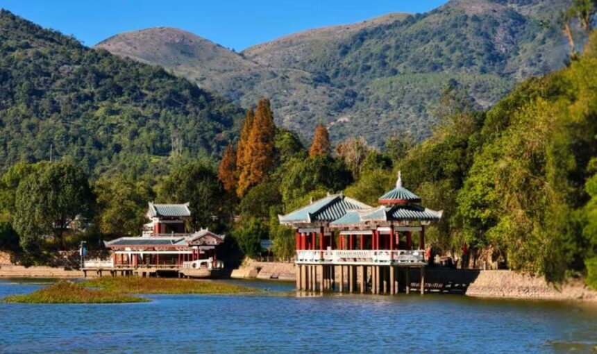 Essential Guide to Visiting Putian Jiuli Lake and Its Top Attractions