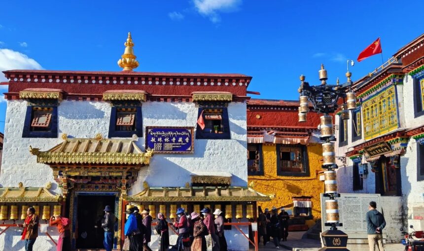 Essential Guide to Attractions Near Barkhor Street Lhasa