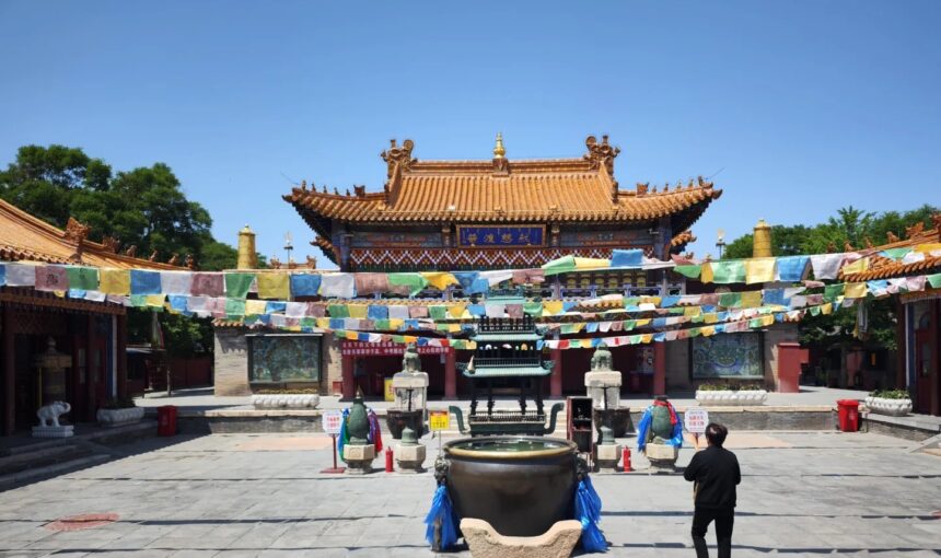 Dazhao Temple Visitor’s Guide for First Timers