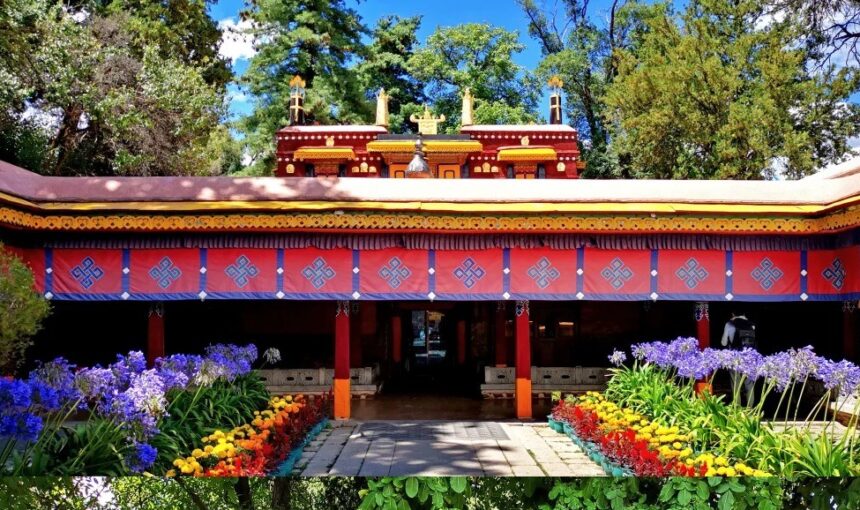 Norbulingka Park Audio Guide Tips for First-Time Visitors