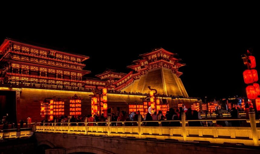 Luoyang Yingtian Gate Travel Tips for an Unforgettable Visit