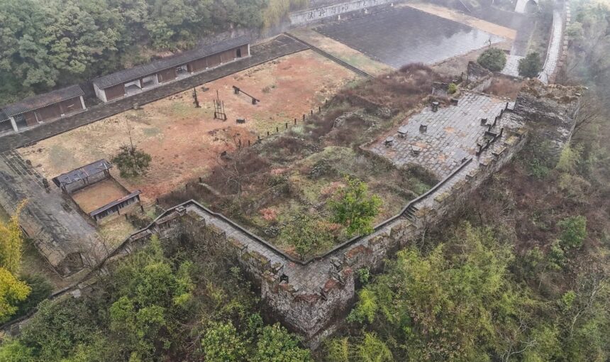 Exploring Fenghuang Southern Great Wall Ruins What You Need to Know