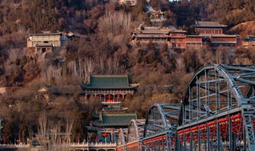 Essential Travel Tips for Visiting Zhongshan Iron Bridge,