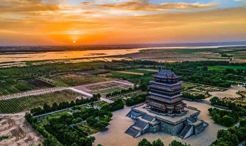 The Ultimate Guide to Yuncheng Stork Tower and Local Experiences