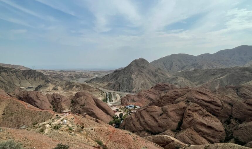 Step-by-Step Guide for Planning Your Sikouzi Scenic Area Adventure,
