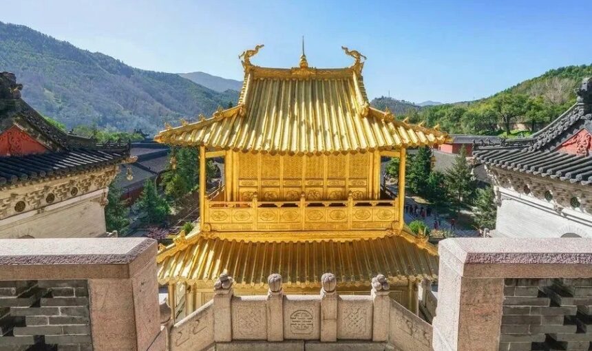 Shanxi Xiantong Temple Guide to Stunning Architecture and Hidden Features