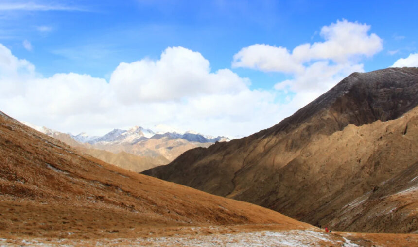 The Ultimate Guide to Visiting Qiyi Glacier in 2026