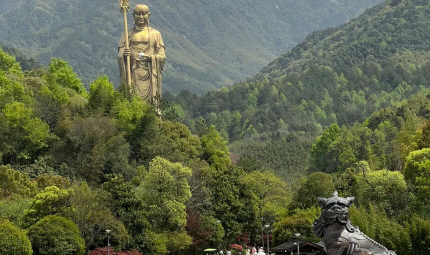Complete Guide to Experiencing Jiuhua Mountain’s Highlights