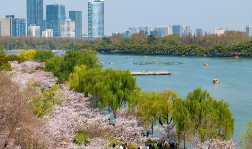 2026 Complete Guide to Visiting Xuanwu Lake Park in Nanjing