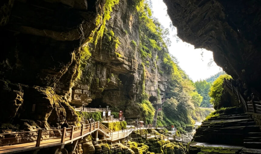 Discover the Wonders of Tenglong Cave with This Ultimate Travel Guide