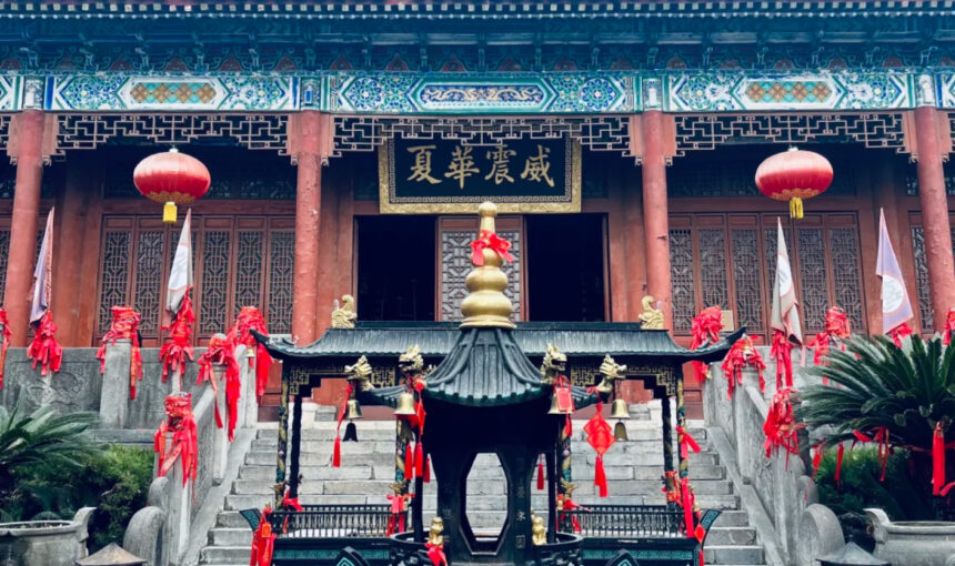 Discover Jingzhou Guandi Temple: Must-Know Travel Advice