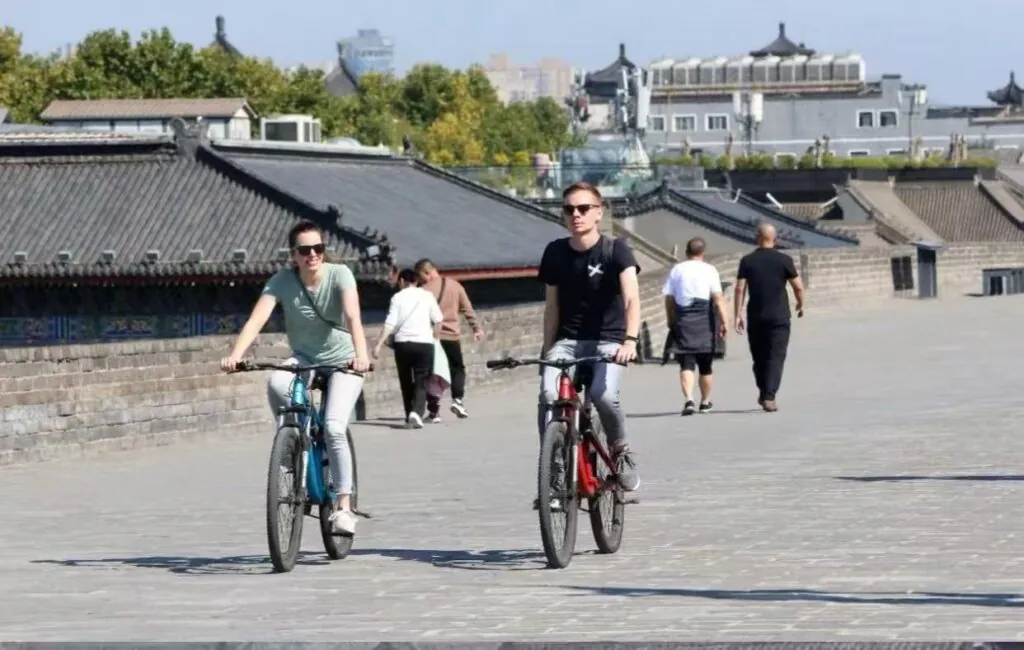 Xi'an Ancient City Wall: Cycling + Hanfu Photoshoots