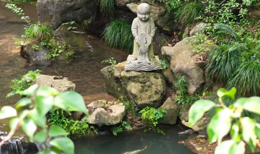 How to Explore Hangzhou Lingyin Temple: A Full Travel Guide