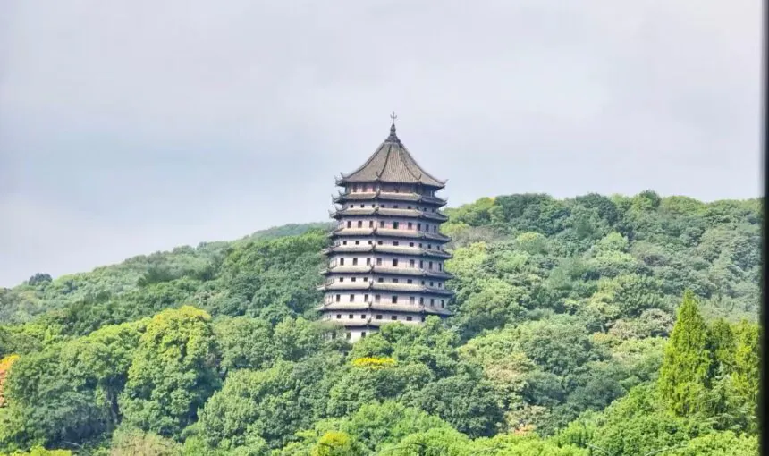 Exploring Six Harmonies Pagoda in Hangzhou Made Easy