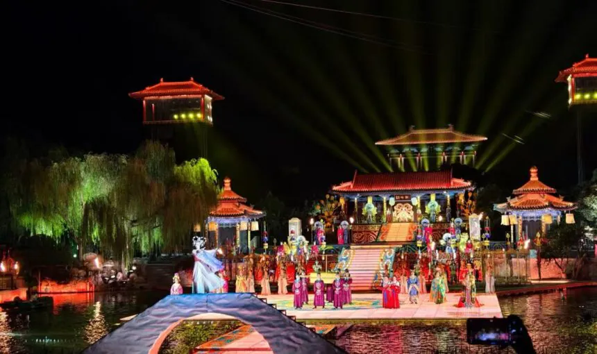 The large-scale historical stage play “Song of Everlasting Sorrow” in Xi’an has added English performances—Book Your Tickets Easily