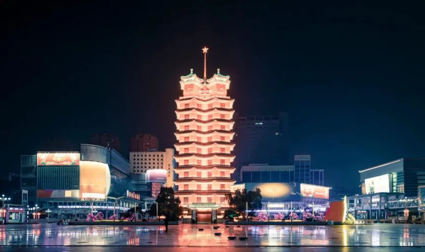Visiting Zhengzhou Erqi Memorial Tower What You Need to Know