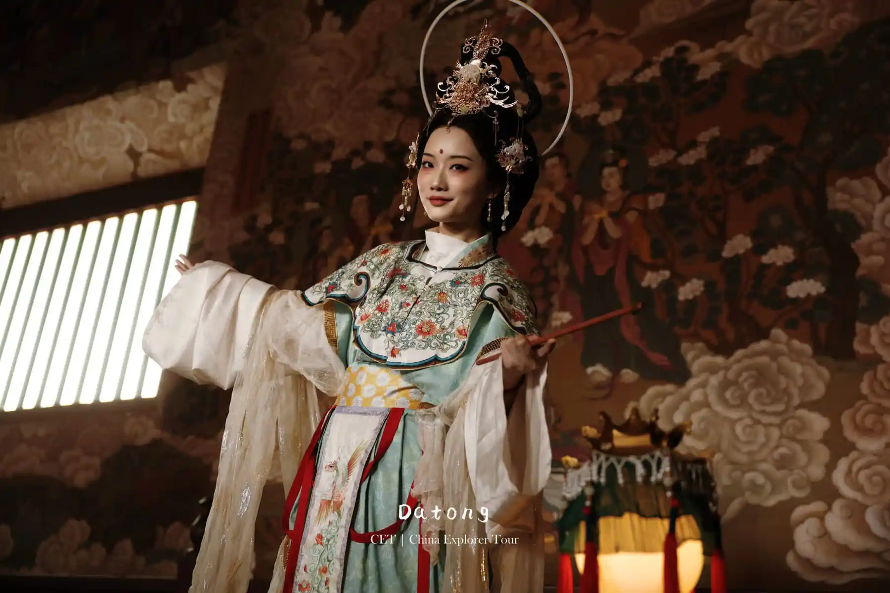 Hanfu,Datong,Chinatravel A woman dressed in traditional Hanfu at Datong Grottoes, China.